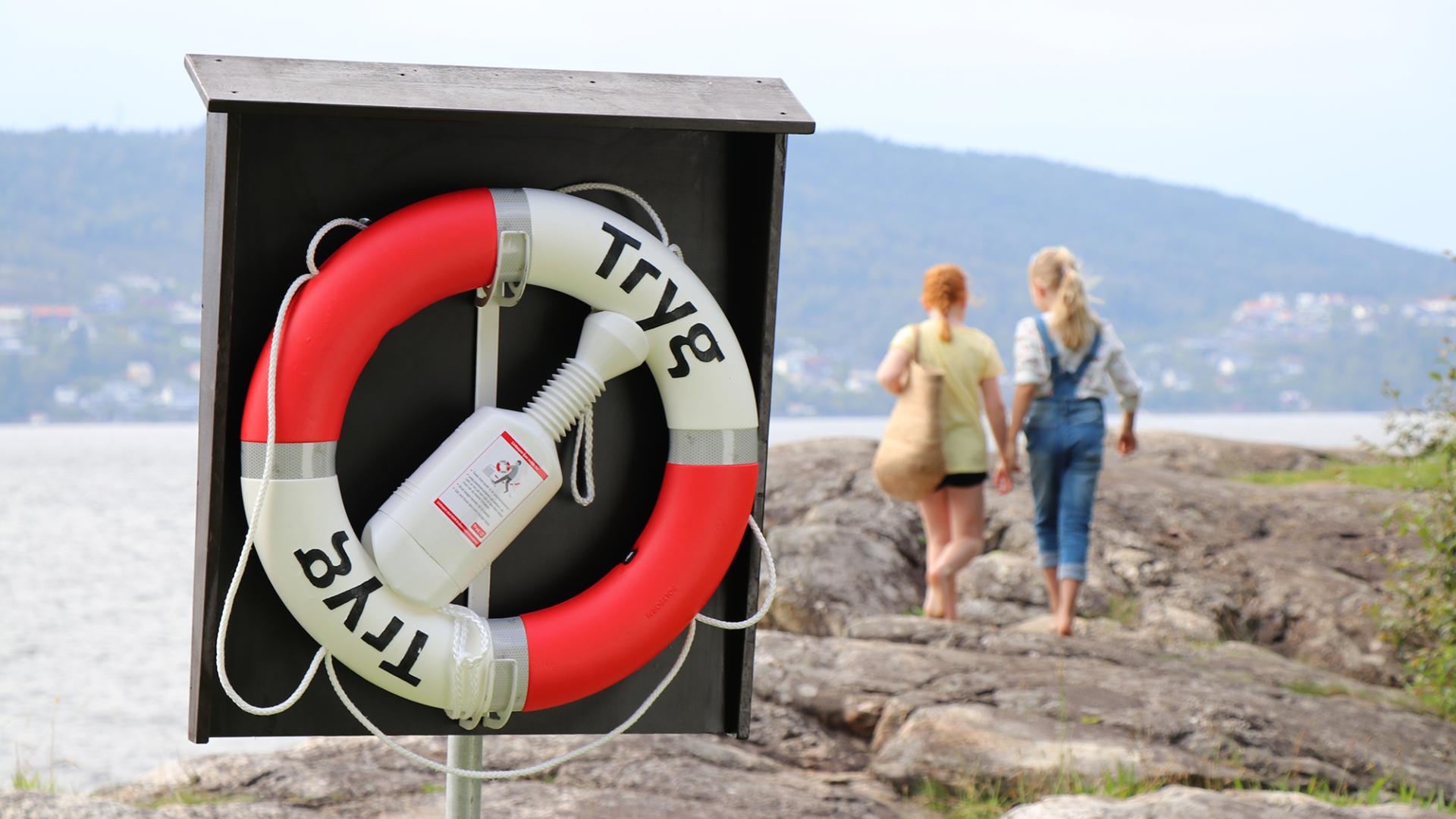 Livbøye i skjærgården